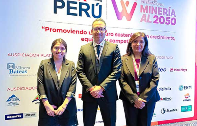 Minera Bateas participó en Congreso Internacional sobre el futuro de la mujer en la minería