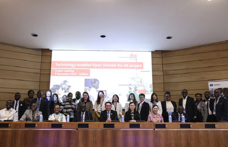 La iniciativa Escuelas Abiertas de la UNESCO y Huawei transformará la educación en Egipto, Brasil y Tailandia