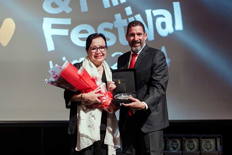 Webseries & Film Festival 2024: rinden emotivo homenaje a Haydeé Cáceres por su destacada trayectoria en la industria